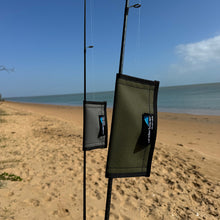 Load image into Gallery viewer, Lure wrap around rod protecting hooks