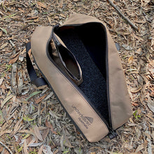 Load image into Gallery viewer, Best value chainsaw bag.