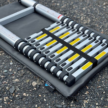 Load image into Gallery viewer, canvas bag for telescopic ladder 