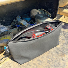 Load image into Gallery viewer, underkover australia cordless grease gun bag 18v